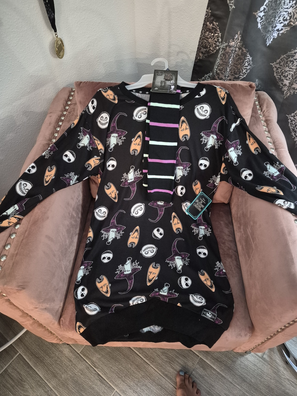 Black Halloween Graphic Pullover Dress with Patterned Socks